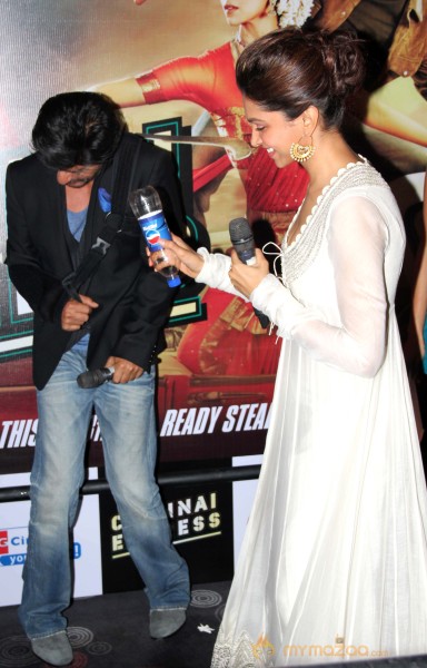  Chennai Express Movie Trailer Launch  
