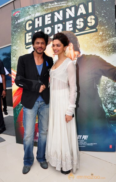  Chennai Express Movie Trailer Launch  