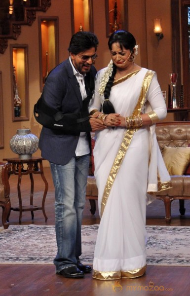 Chennai Express Promotions at Comedy Nights Gallery