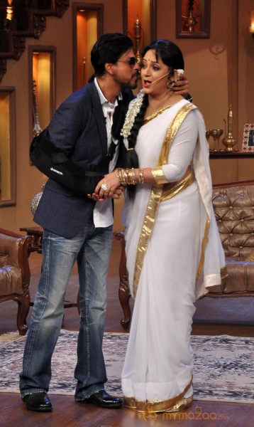 Chennai Express Promotions at Comedy Nights Gallery
