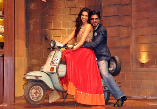 Chennai Express Promotions at Comedy Nights Gallery