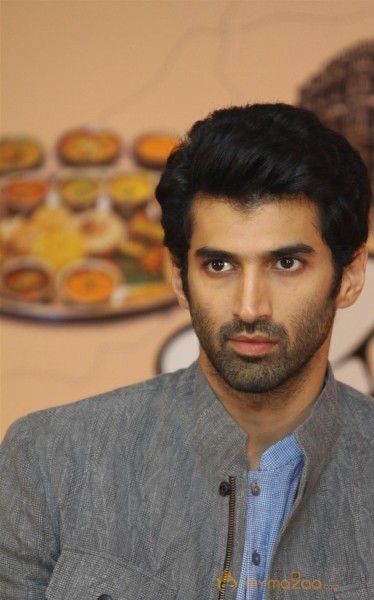 Daawat E Ishq Film Press Meet Gallery