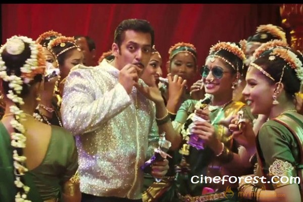 Dabang2 Movie Photo Gallery
