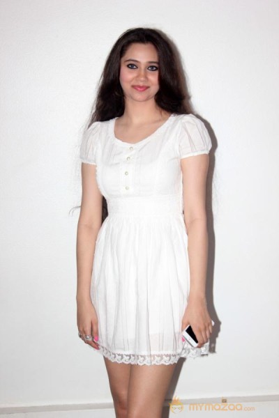 Deepika Padukone Launch People Magazine 