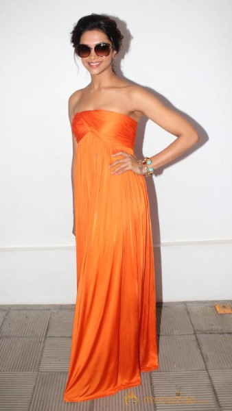 Deepika Padukone Launch People Magazine 