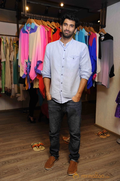 Designer Sonya Vajifdar Launch Her Rainwear  