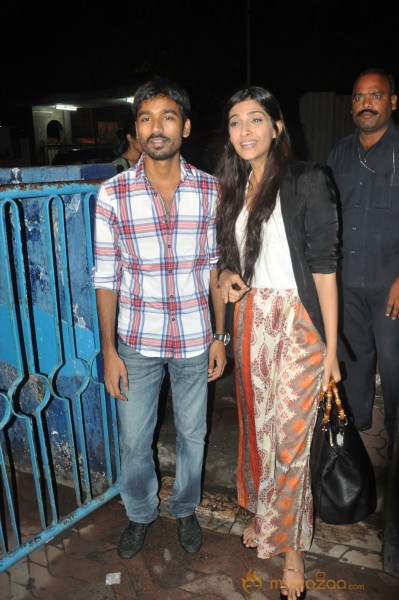 Dhanush & Sonam Kapoor Promote Raanjhanaa In Mumbai 