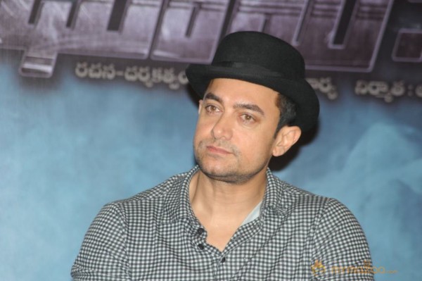 Dhoom 3 Movie Press Meet Photos