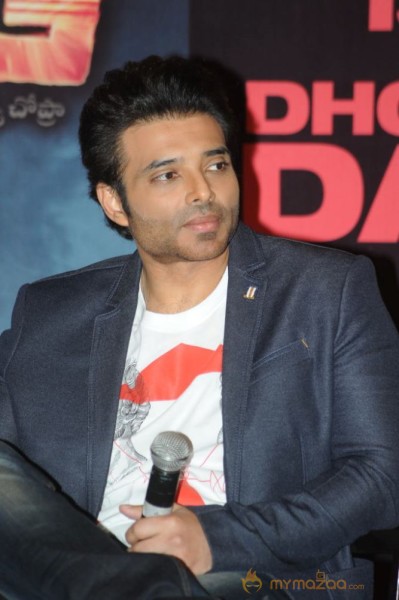 Dhoom 3 Movie Press Meet Photos