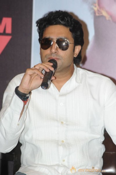 Dhoom 3 Movie Press Meet Photos