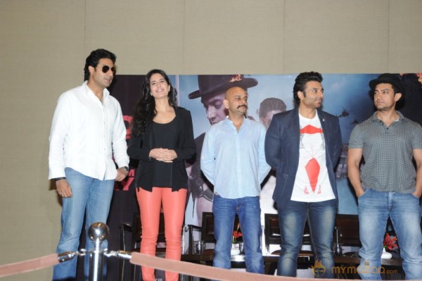 Dhoom 3 Movie Press Meet Photos