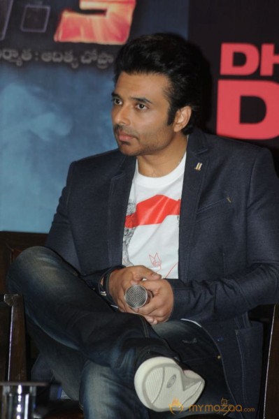 Dhoom 3 Movie Press Meet Photos