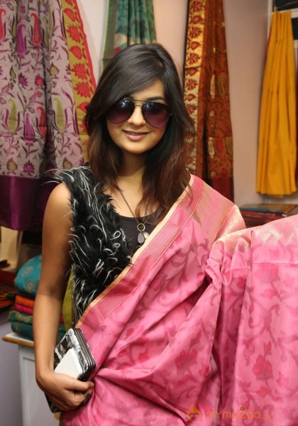 Dil Diwana Team at Silk India Expo Stills