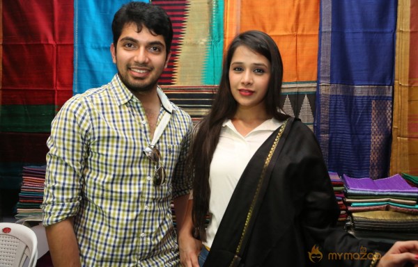 Dil Diwana Team at Silk India Expo Stills