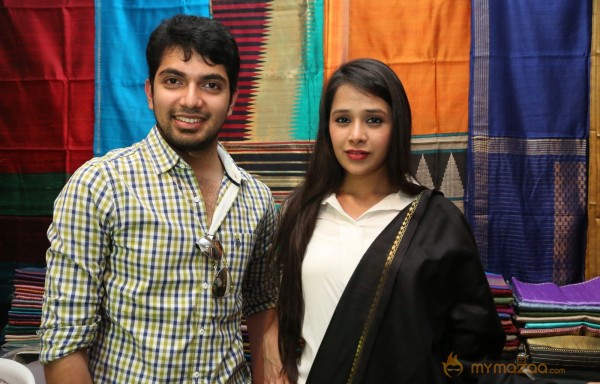 Dil Diwana Team at Silk India Expo Stills