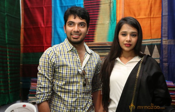 Dil Diwana Team at Silk India Expo Stills