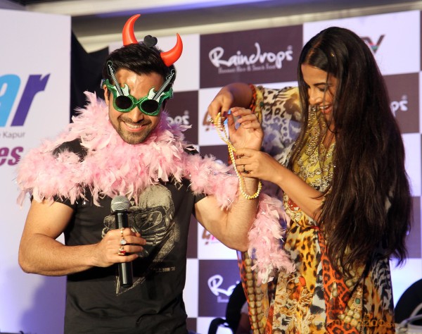 Emraan Hashmi,Vidya Balan At GHANCHAKKAR Promotion