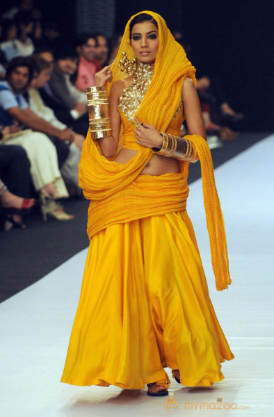 Exclusive Pakistan Fashion Week 2009-Gallery 