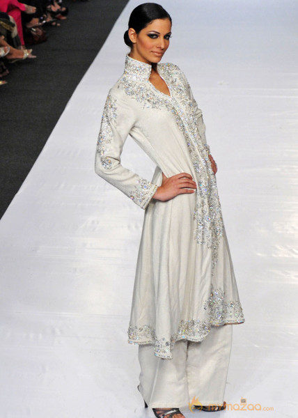 Exclusive Pakistan Fashion Week 2009-Gallery 