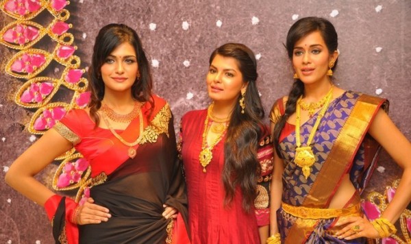 Fashion Show at Tanishq Jewellery Launch 