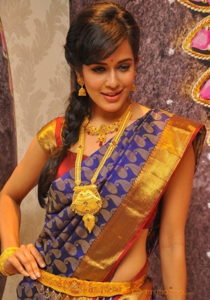Fashion Show at Tanishq Jewellery Launch 