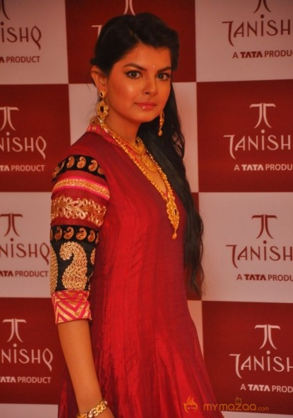 Fashion Show at Tanishq Jewellery Launch 