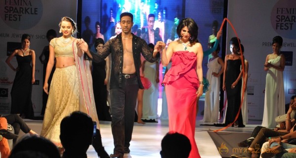 Femina Sparkle Fest 2014 Fashion Show Photos