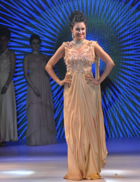 Femina Sparkle Fest 2014 Fashion Show Photos