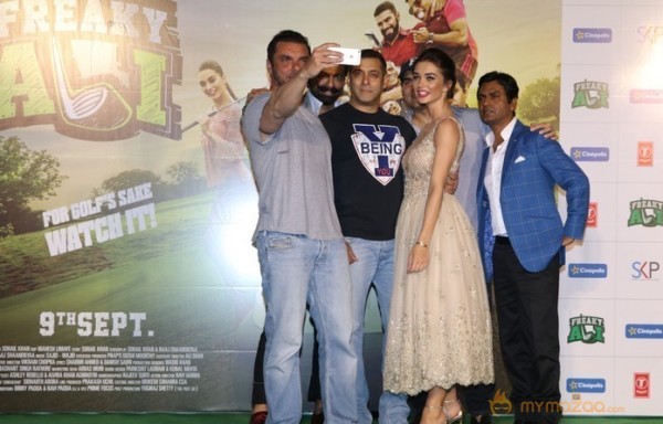 Freaky Ali Movie Trailer release Stills