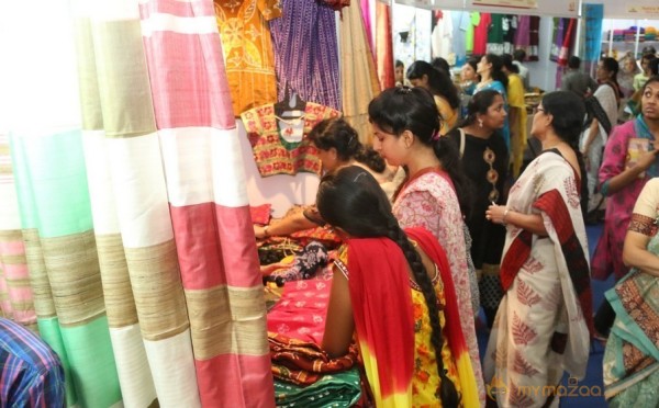 Gate Movie Team at Hastashilpi Silk India Expo Event Gallery