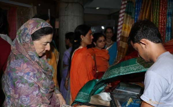 Gate Movie Team at Hastashilpi Silk India Expo Event Gallery