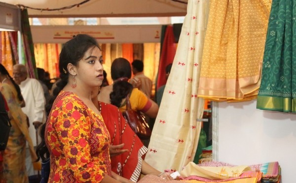 Gate Movie Team at Hastashilpi Silk India Expo Event Gallery