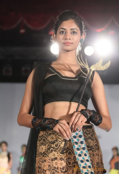 Hamstech Midterm Fashion Show Photos 02