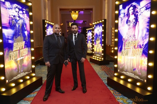 Happy New Year Premiere Show Stills