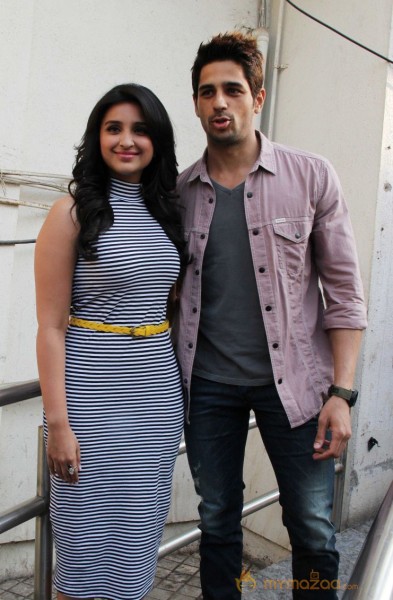 Hasee Toh Phasee First Look Launch Images