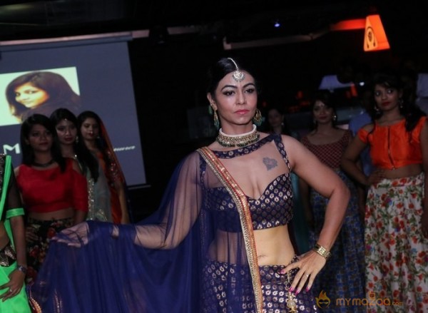 Hot Indian Models Ramp Walk Pics