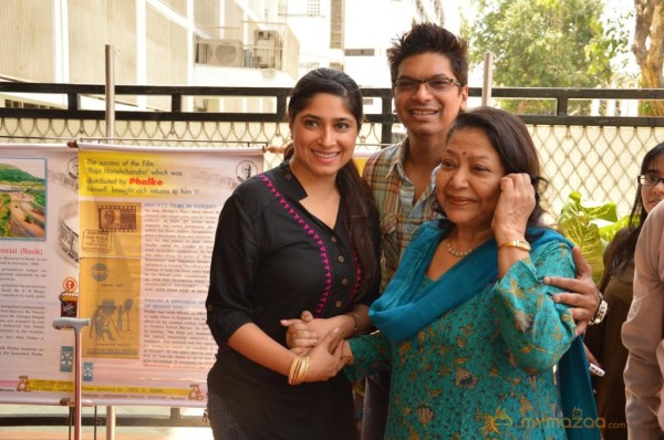 Hritik,Govinda & Urmila at Dadasaheb Phalke Academy Awards  