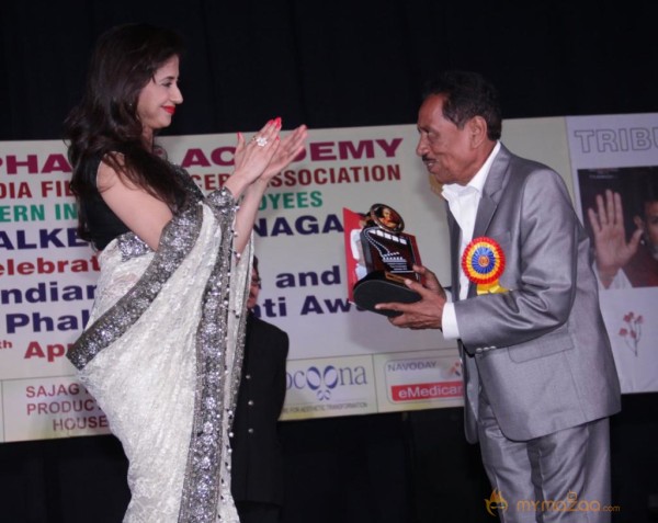 Hritik,Govinda & Urmila at Dadasaheb Phalke Academy Awards  