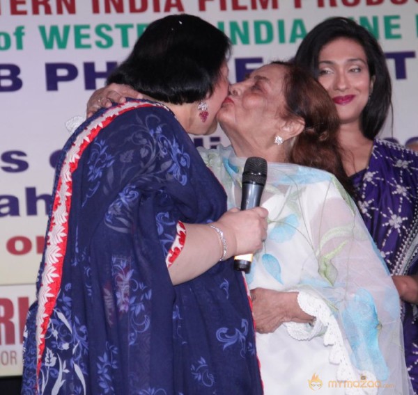 Hritik,Govinda & Urmila at Dadasaheb Phalke Academy Awards  