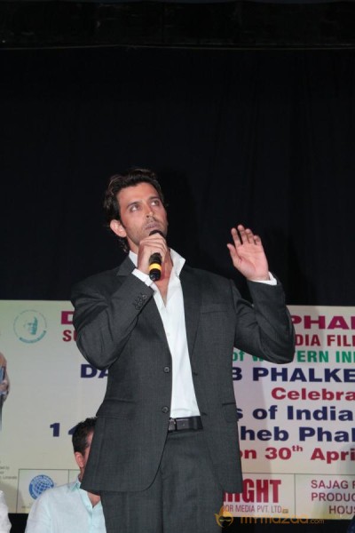 Hritik,Govinda & Urmila at Dadasaheb Phalke Academy Awards  