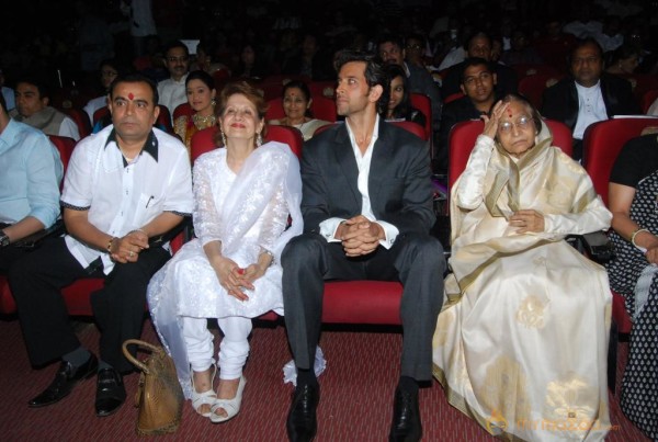 Hritik,Govinda & Urmila at Dadasaheb Phalke Academy Awards  