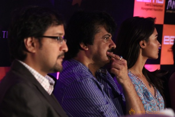 HUM-HAIN Umeed-e-Kashmir Press Meet Photo Stills