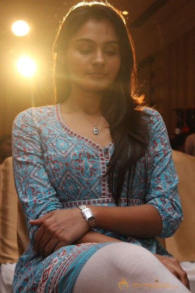 HUM-HAIN Umeed-e-Kashmir Press Meet Photo Stills