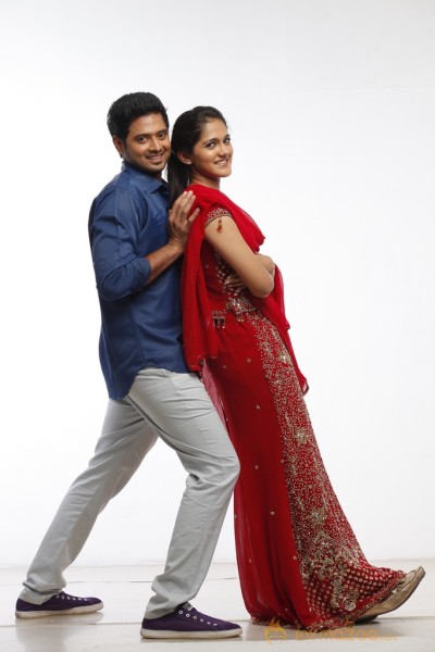 Hum Thum Movie Latest Stills