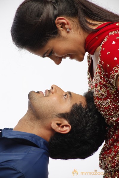Hum Thum Movie Latest Stills
