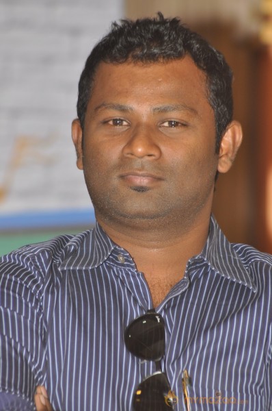Hum Tum Audio Sucess Meet Photos