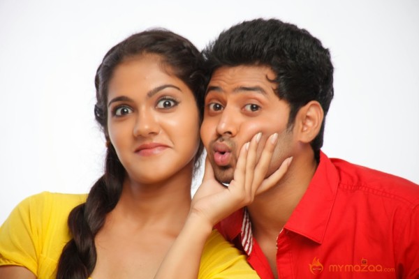 Hum Tum Movie Latest stills