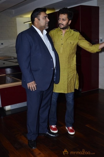 Humshakal Success Party Stills