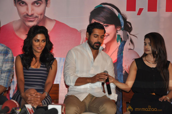 I Me Aur Main Movie Press Meet Photos