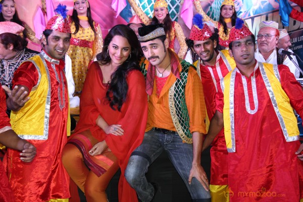 Imran & Sonakshi Launch Tayyab Ali Pyaar Ka Dushman Song 